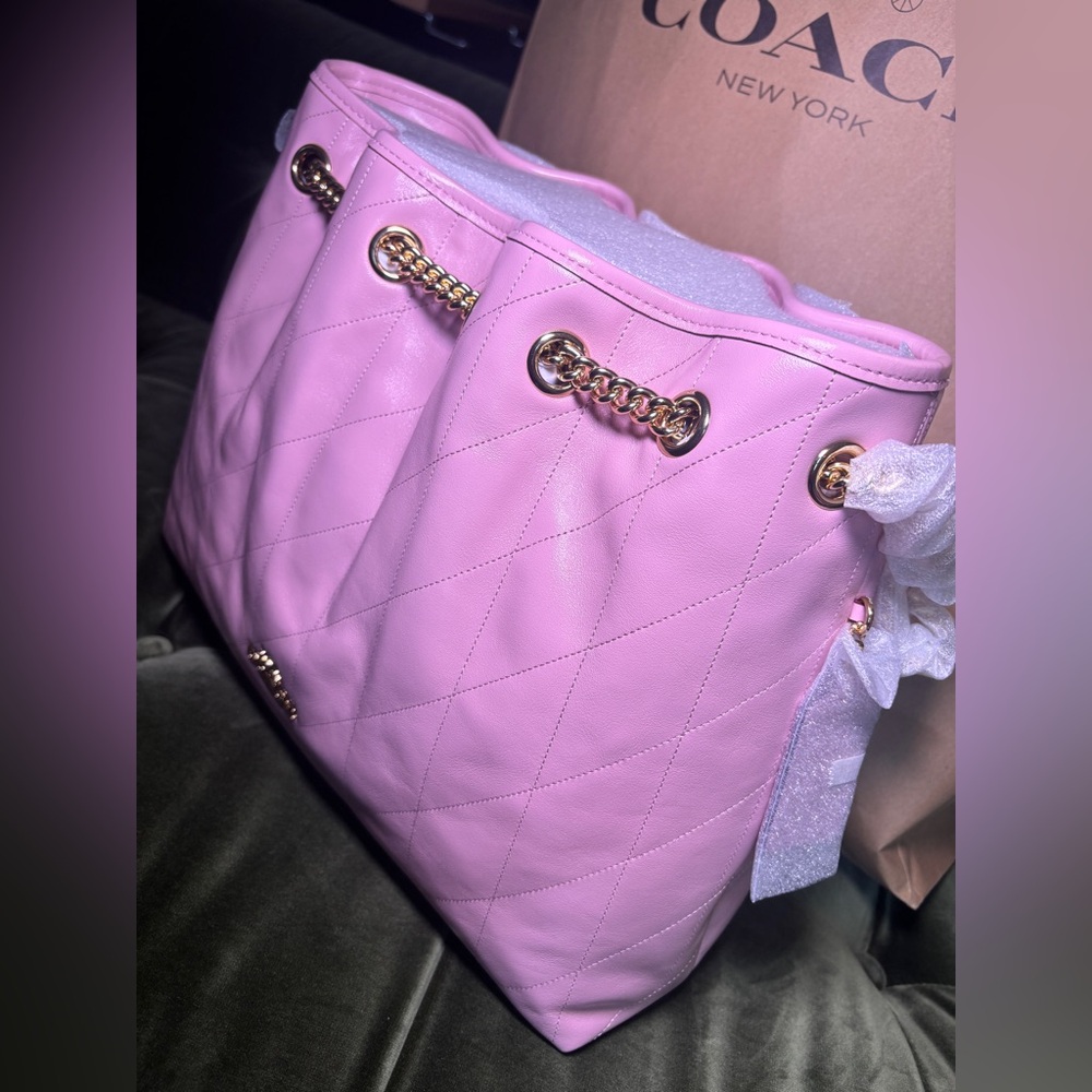 Coach Evelyn Shoulder Bag With Quilting In Pink - Picture 6 of 16